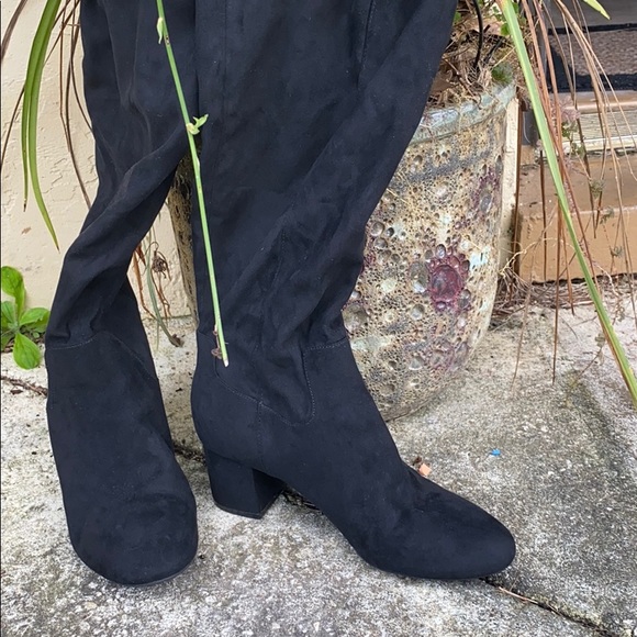 H & M Suede Tall Boots size 9.5 - Picture 2 of 4